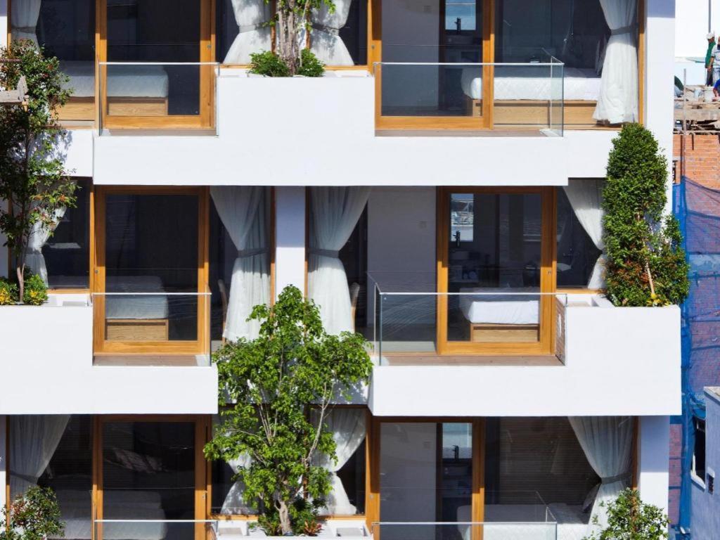 Holiday Hotel Nha Trang Exteriör bild