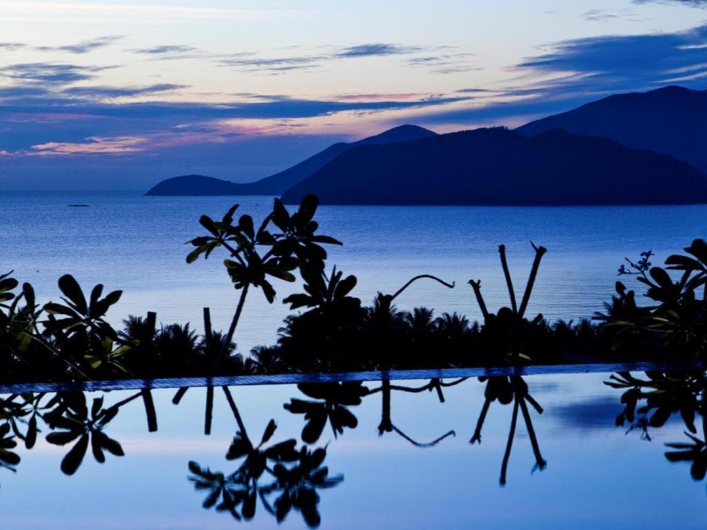 Holiday Hotel Nha Trang Exteriör bild